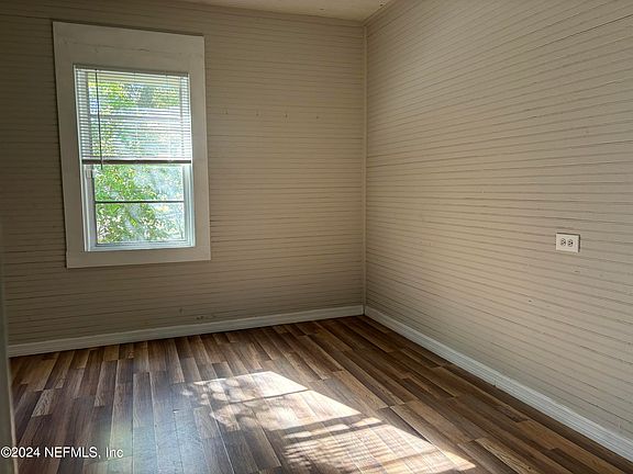 5th image of 2617 W 30TH Street