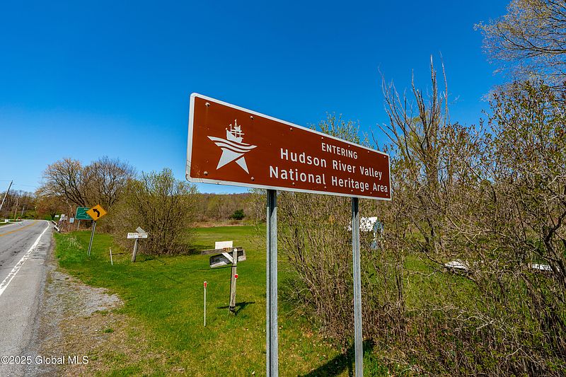 3rd image of 49 State Line Road