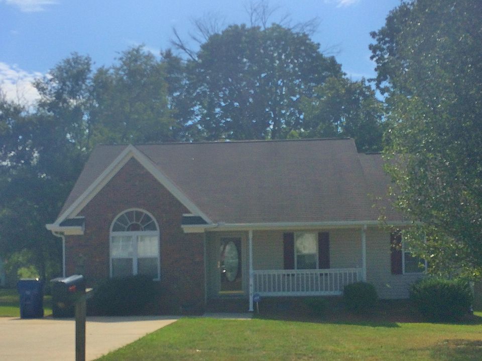 1st image of 414 Enfield Dr