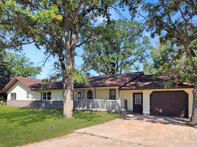 609 E University Ave, Badger, MN, 56714