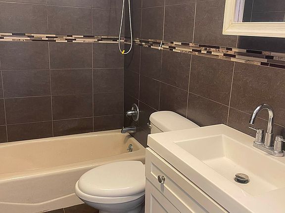 5th image of 21-29 21st Ave #2