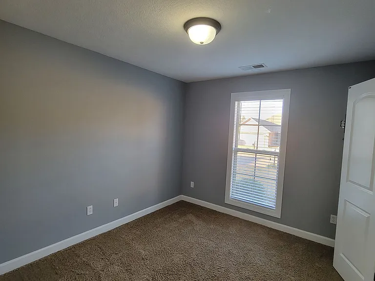 10 Birch Hollow Ln — Photo 17
