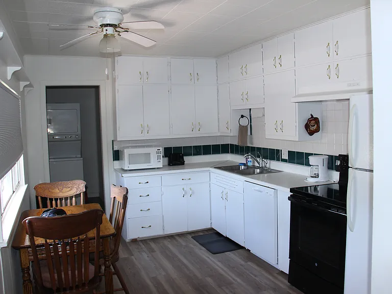Kitchen- fully furnished