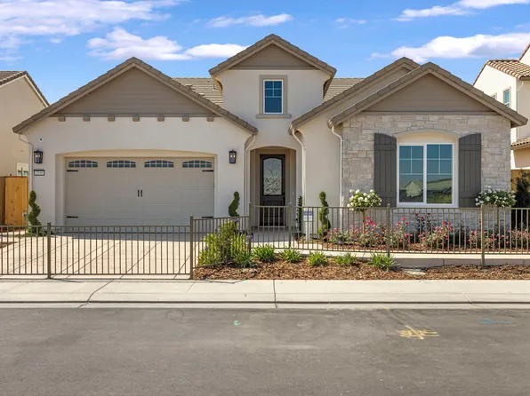Promenade Plan, Wisteria at Gateway