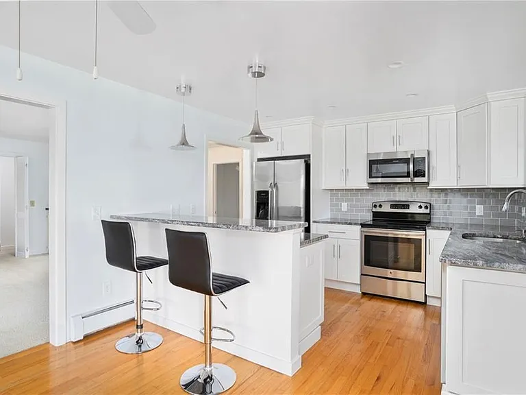 27 Tobin Ln — Photo 7
