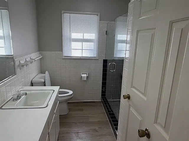 2 bed, 1.0 bath, 1175 sqft, $1,500 — Photo 4