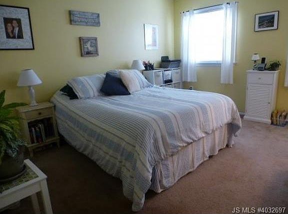4th image of 14 Chesapeake Ct