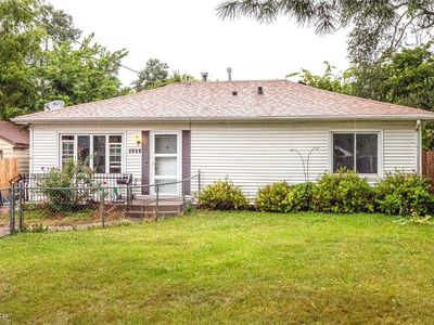 3120 E Douglas Ave, Des Moines, IA, 50317