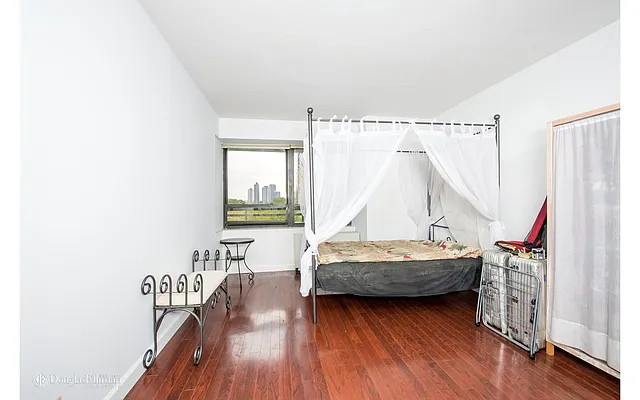 Rented by Douglas Elliman | media 12