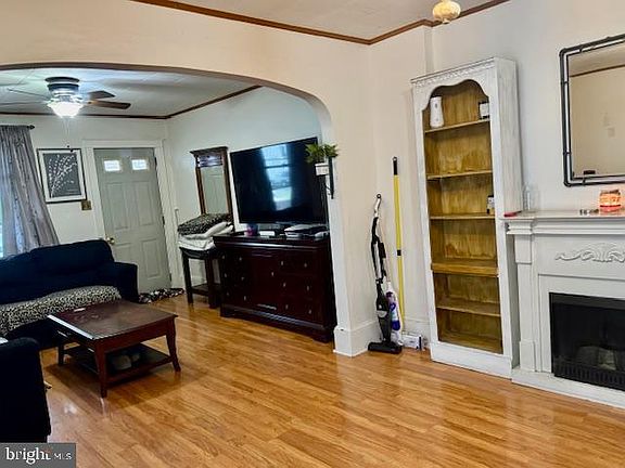 4th image of 723 Port Carbon St