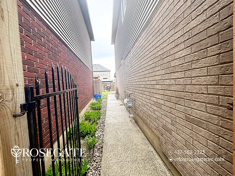 84 Chamomile Dr #2 — Photo 15