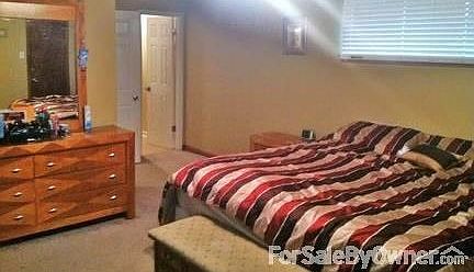 Master bedroom
						:
						Large bedroom with His and her walk in closets