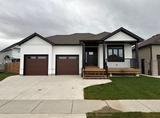 151 Westlinks Dr, Saugeen Shores, ON N0H 2C3