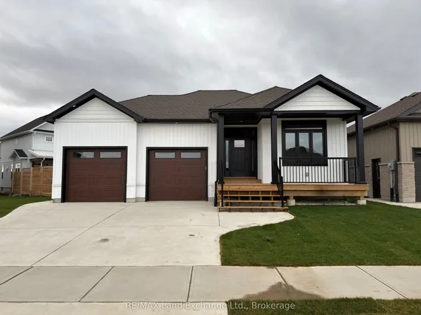 151 Westlinks Dr, Saugeen Shores, ON N0H 2C3