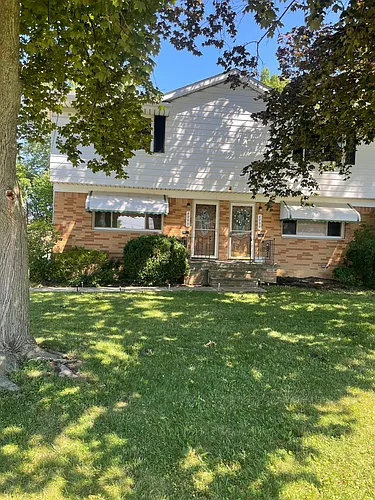 4993 Robinhood Dr Photo 1