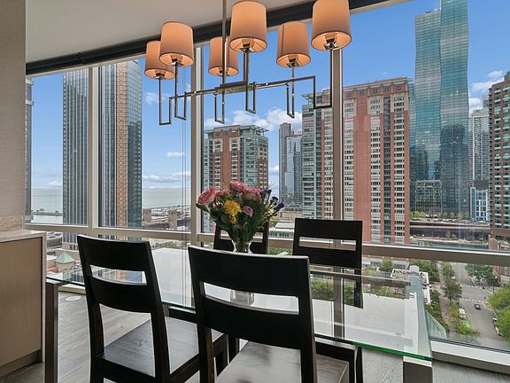 5th image of 505 N McClurg Ct APT 1705