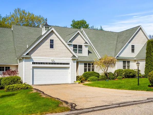 21 Crocketts Way #21, Stratham, NH 03885