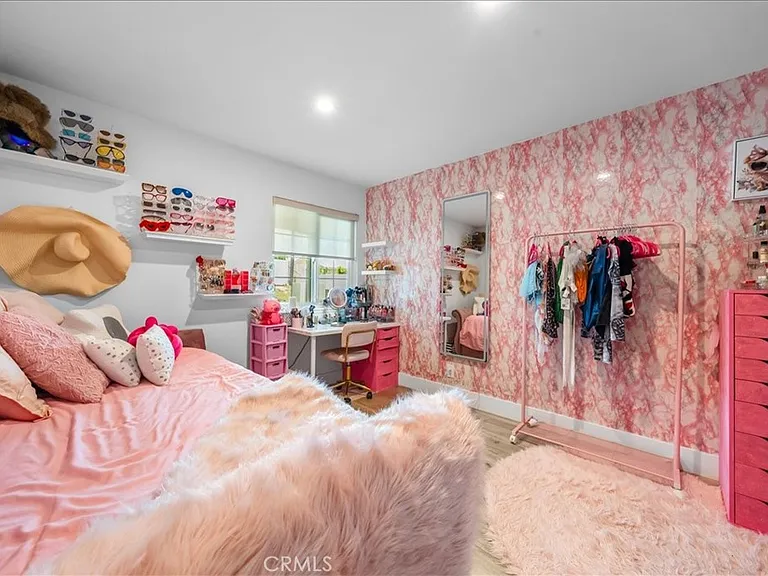 26111 Hatmor Dr — Photo 19