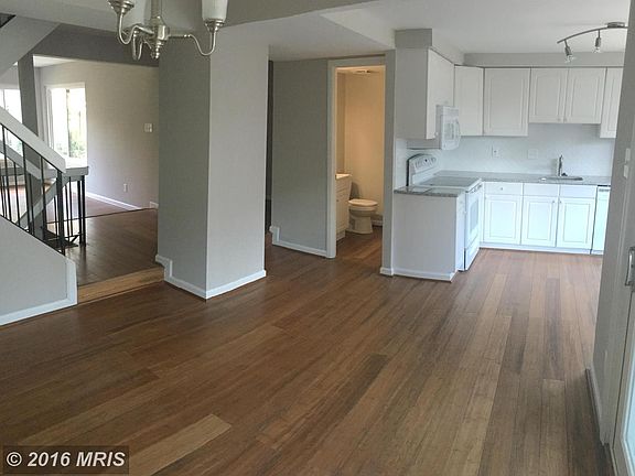 5th image of 18486 Stone Hollow Dr
