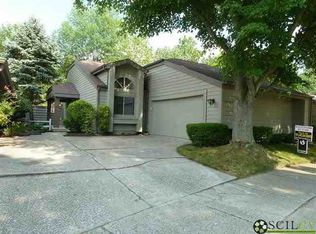 657 Carya Sq, Columbus, IN 47201