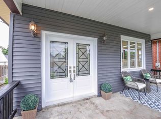 1663 Main St E, Hamilton, ON L8H1C8