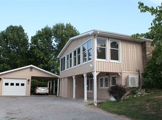 304 Blue Springs Blvd, Cadiz, KY 42211