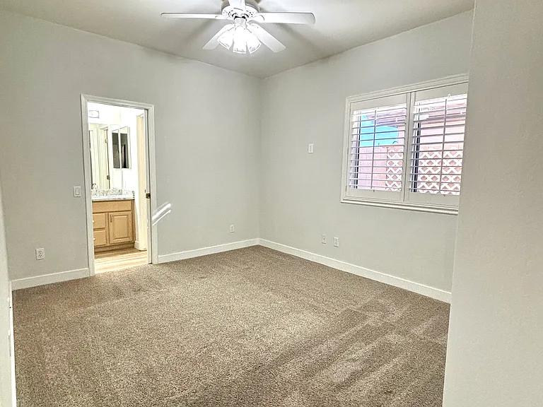 5311 E Danbury Rd — Photo 18