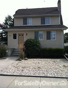 4th image of 47 Perkins Ave