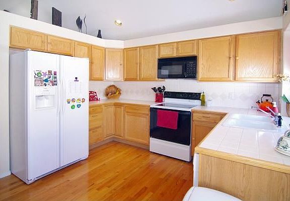 Nice kitchen with hardwood floors!