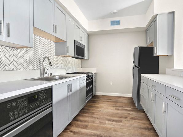 9128 Burke St APT 206
