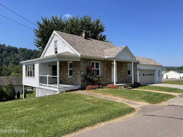 520 Kressler Ave, Bloomsburg, PA 17815