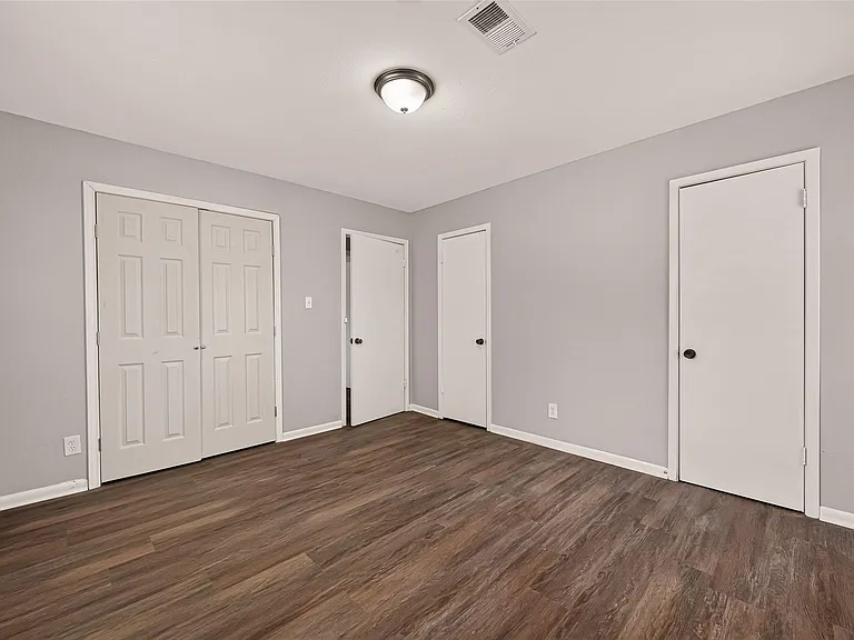 3815 Love St — Photo 22