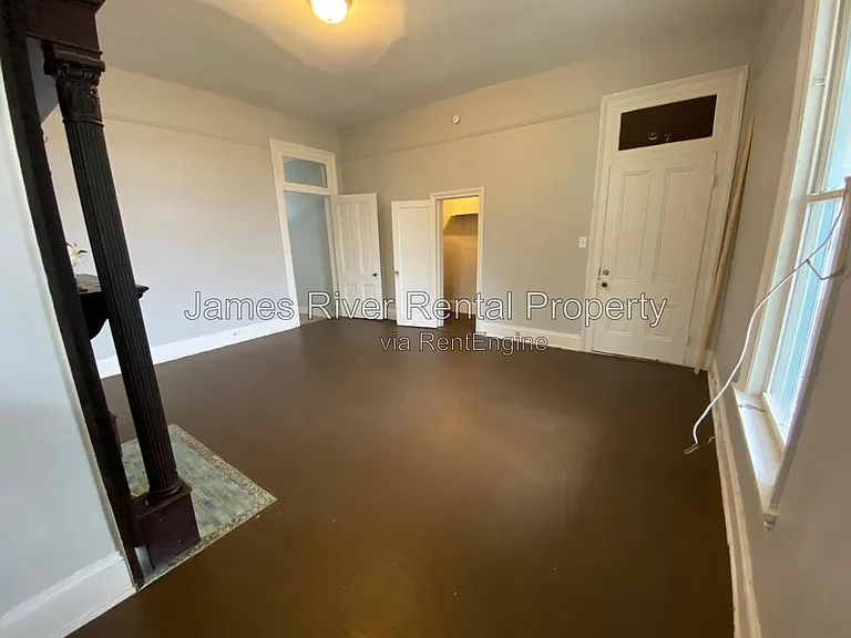 1003 Floyd St #2 — Photo 3