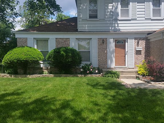 3rd image of 3100 Oakwood Dr
