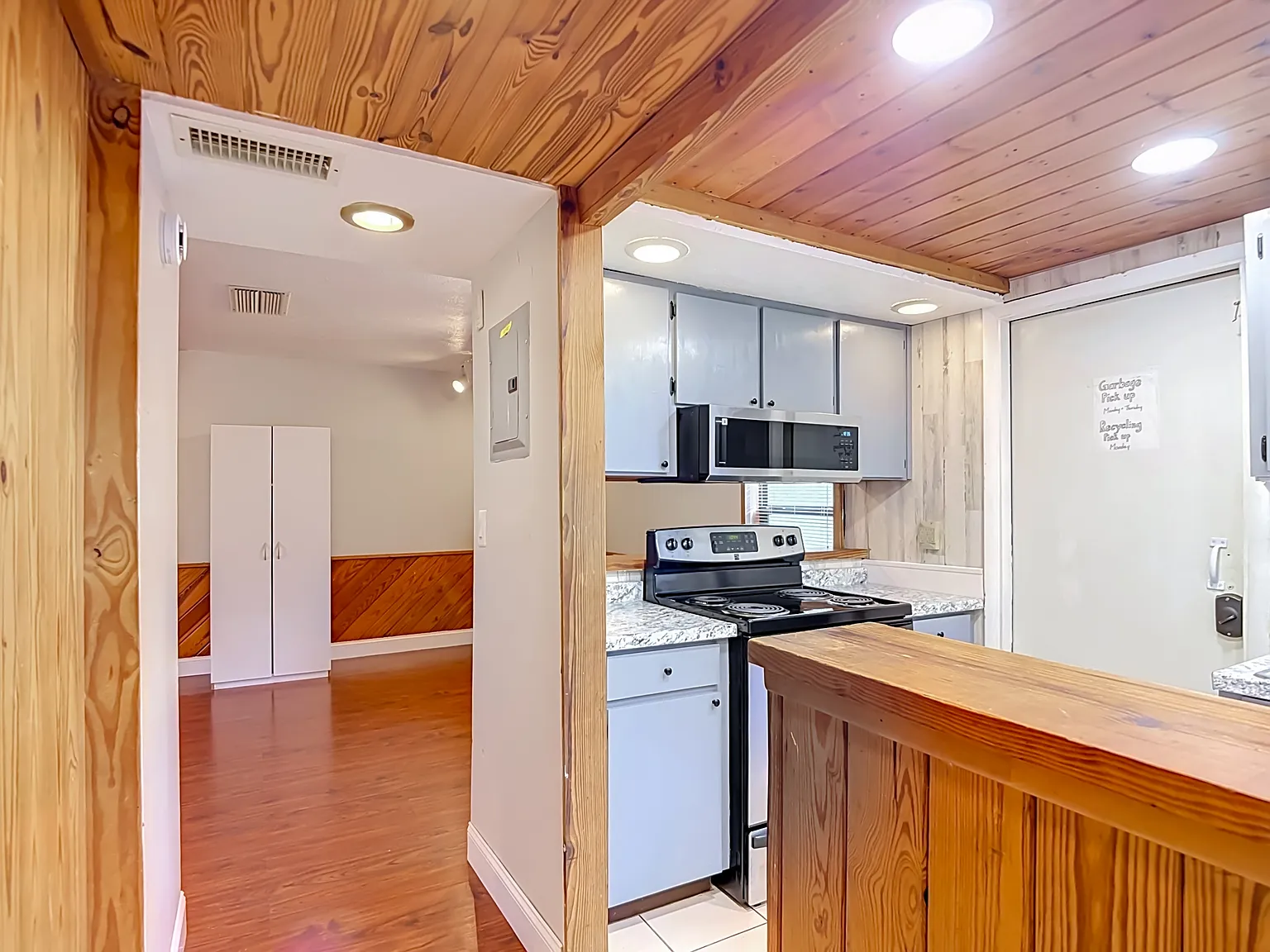 5602 Ashley Oaks Dr — Photo 2