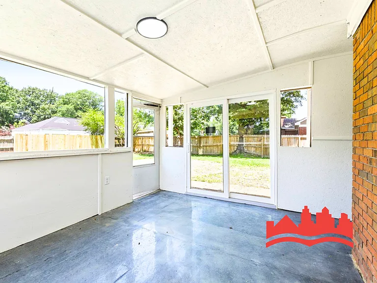 3281 Foxgate Dr — Photo 38