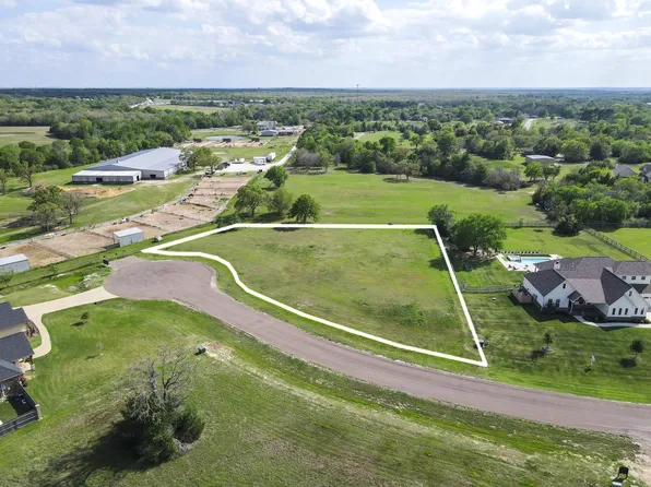 4201 Chukker Ln, College Station, TX 77845