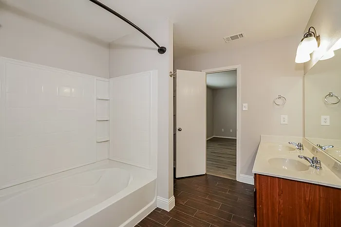 1848 Village Park Trl — Photo 11