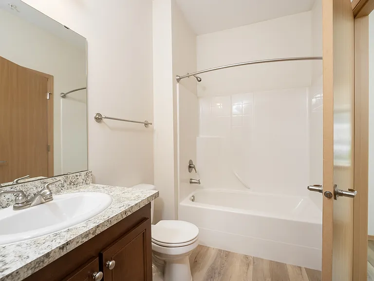 1 Bedroom Economy 1 Bedroom Economy