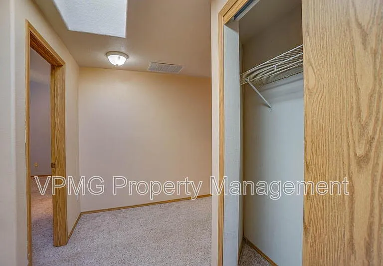 5502 NE 89th Ave — Photo 18