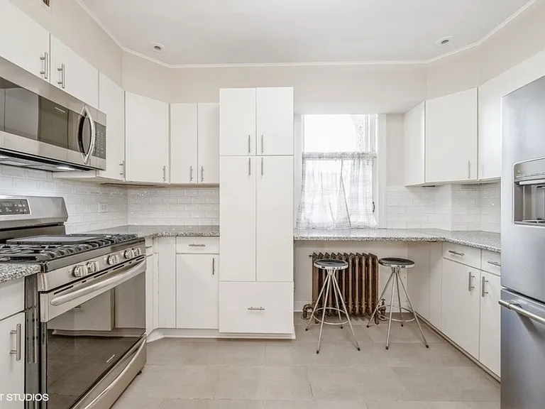 383 Park Ave — Photo 6