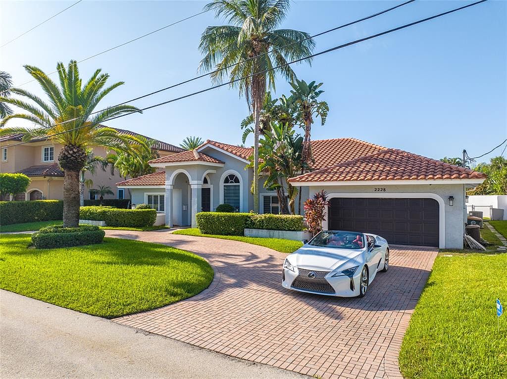 2228 NE 26th St, Lighthouse Pt, FL 33064 | Zillow