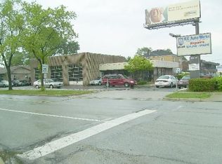 322 W Ogden Ave, Westmont, IL 60559