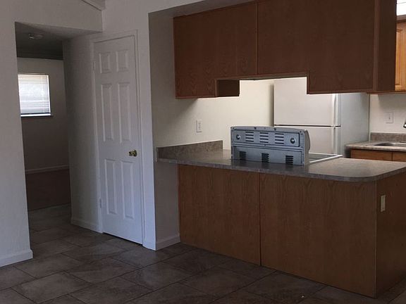 4th image of 4713 Greenholme Dr
