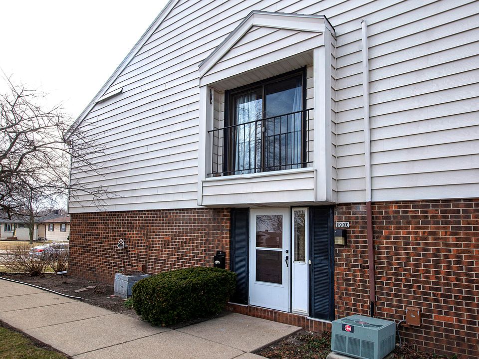1st image of 1900 W Salem St #D