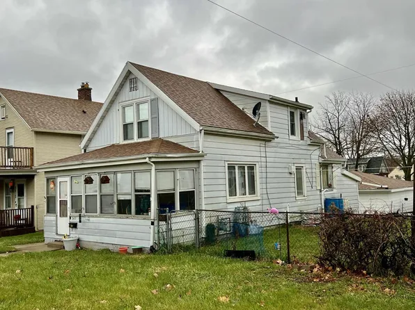 2610 5th AVENUE, South Milwaukee, WI 53172