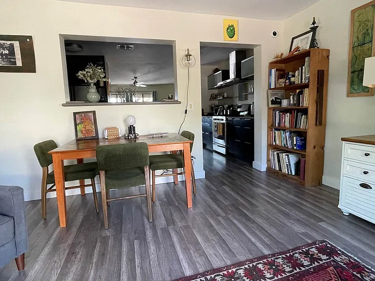 Dining/work room to kitchen