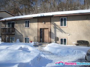 255 Wentworth Ave APT 1, South Saint Paul, MN 55075