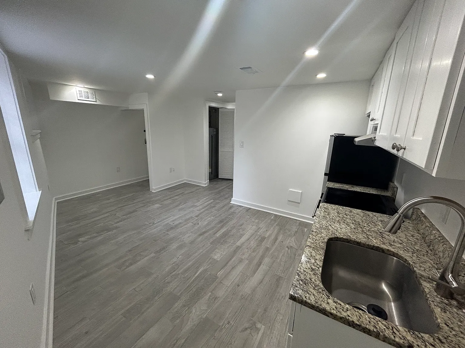 1 bed, 750 sqft, $1,795 — Photo 2