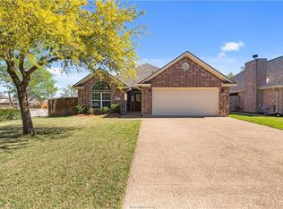 3901 Faimes Ct, College Station, TX 77845